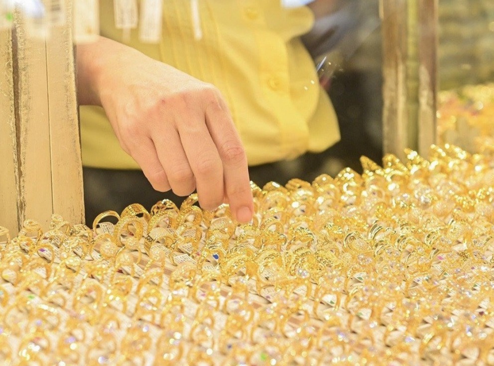 Tình cảnh lạ lùng tại các tiệm vàng đúng dịp 20/10