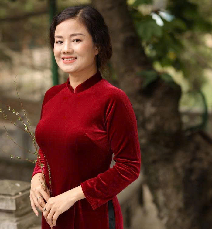 Nữ nhà báo gặp n ạ n trong vụ lậ t xe khách 18 người thươngvong